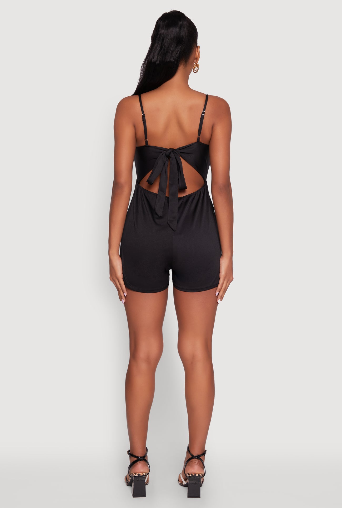 Stylish Textured Knit Plunge Neck Cami Romper with Tie Back