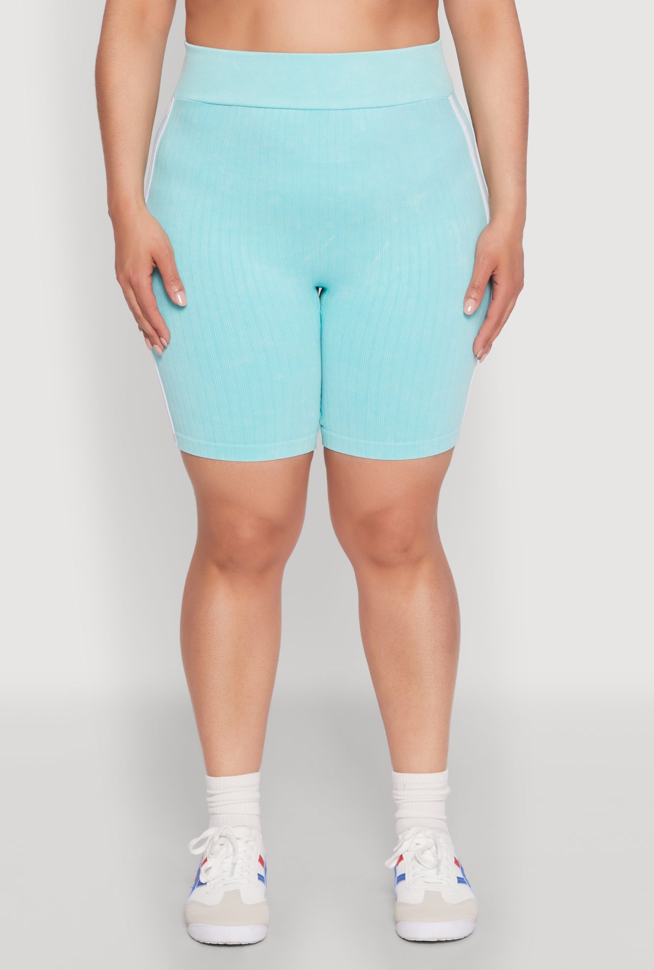 Plus Size Mineral Wash Contrast Trim Biker Shorts