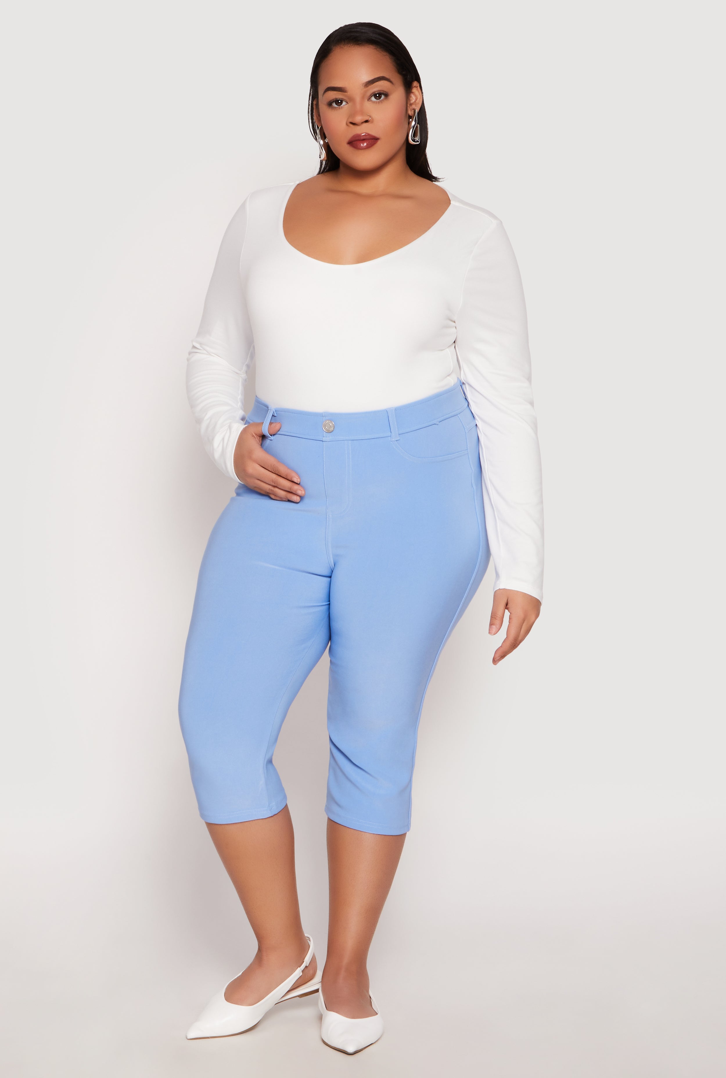 Plus Size Basic Scuba Capri Pants