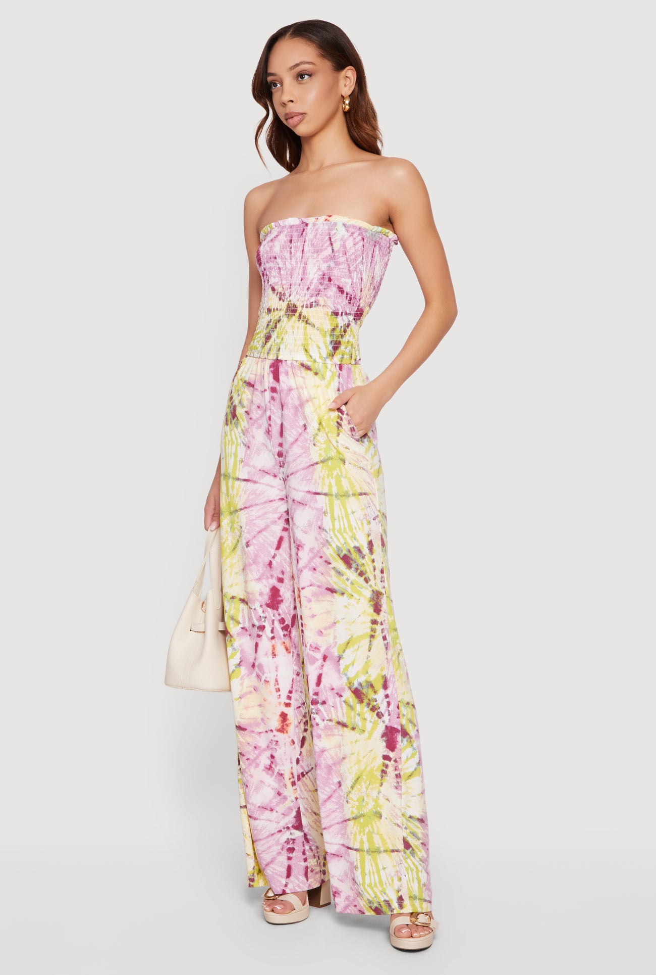 1045075171930407_002