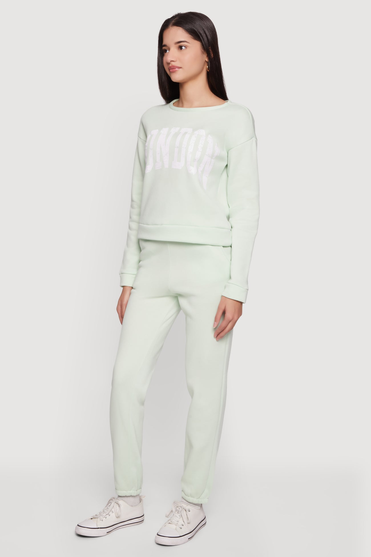 1056038343368036_002