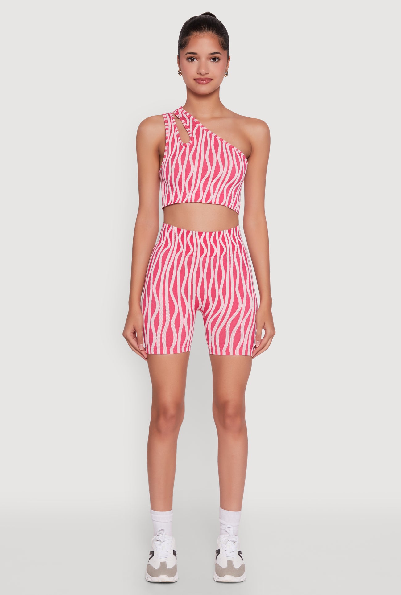 Stylish One Shoulder Sleeveless Top with Keyhole Seamless Design