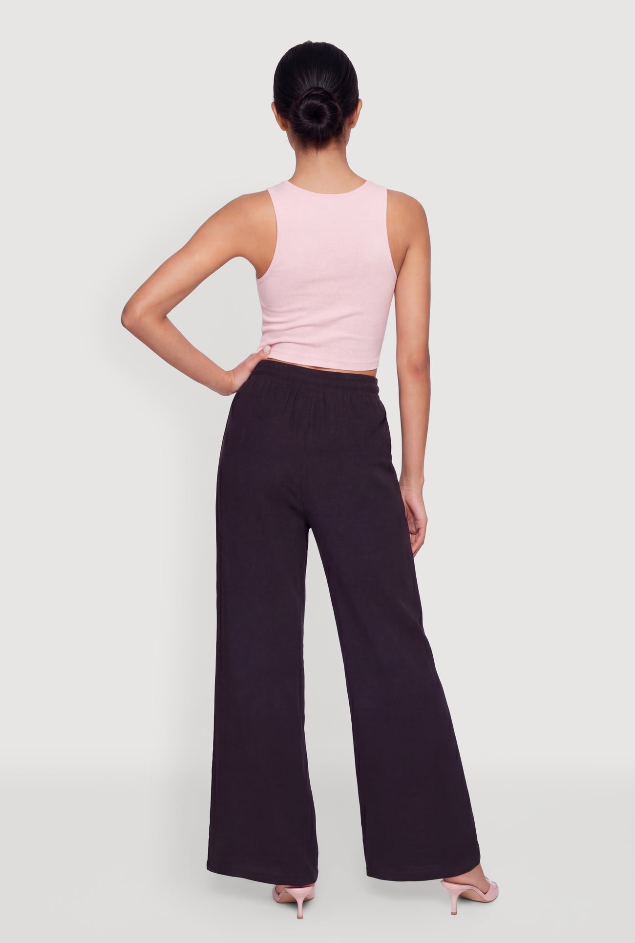 1061062707671001_005