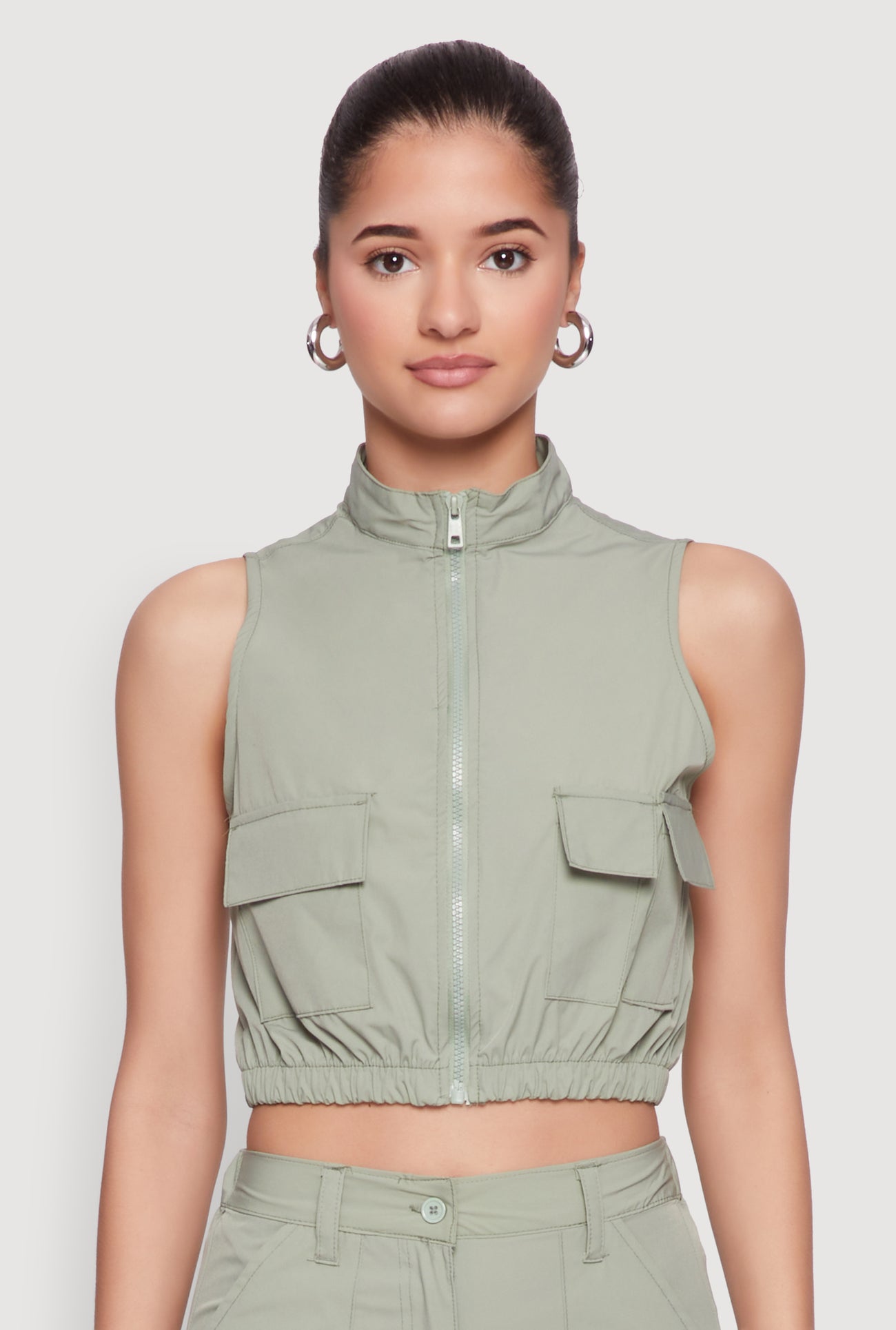 1099038348810340_001