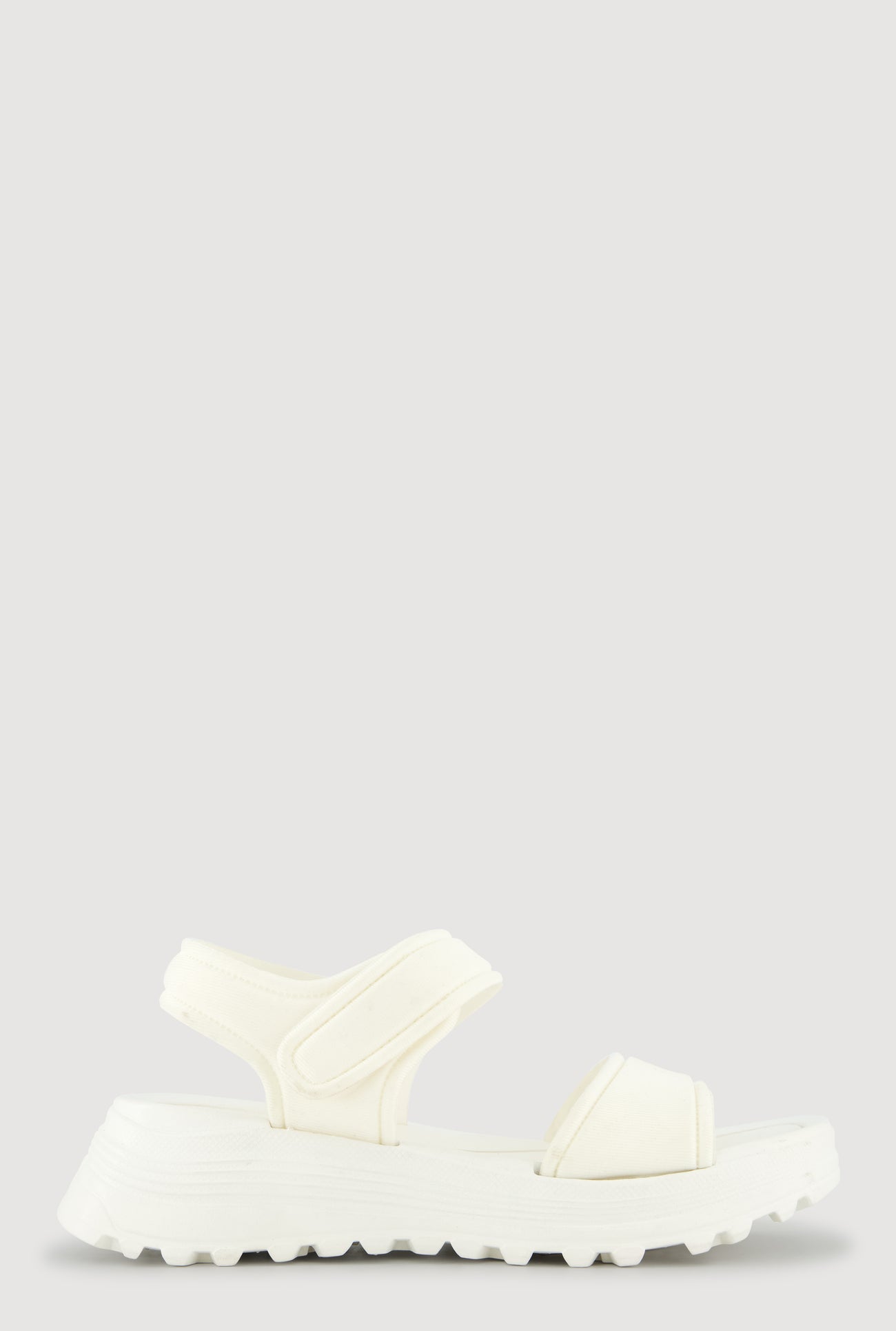 1112004068704010_002