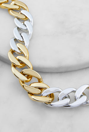 1123057693613407_001