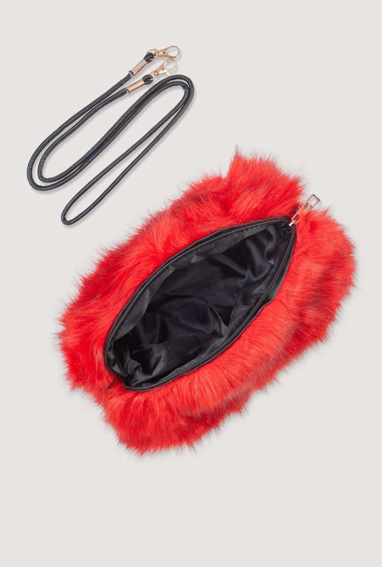 1124067440725060_006