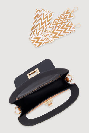 1126067445550021_006