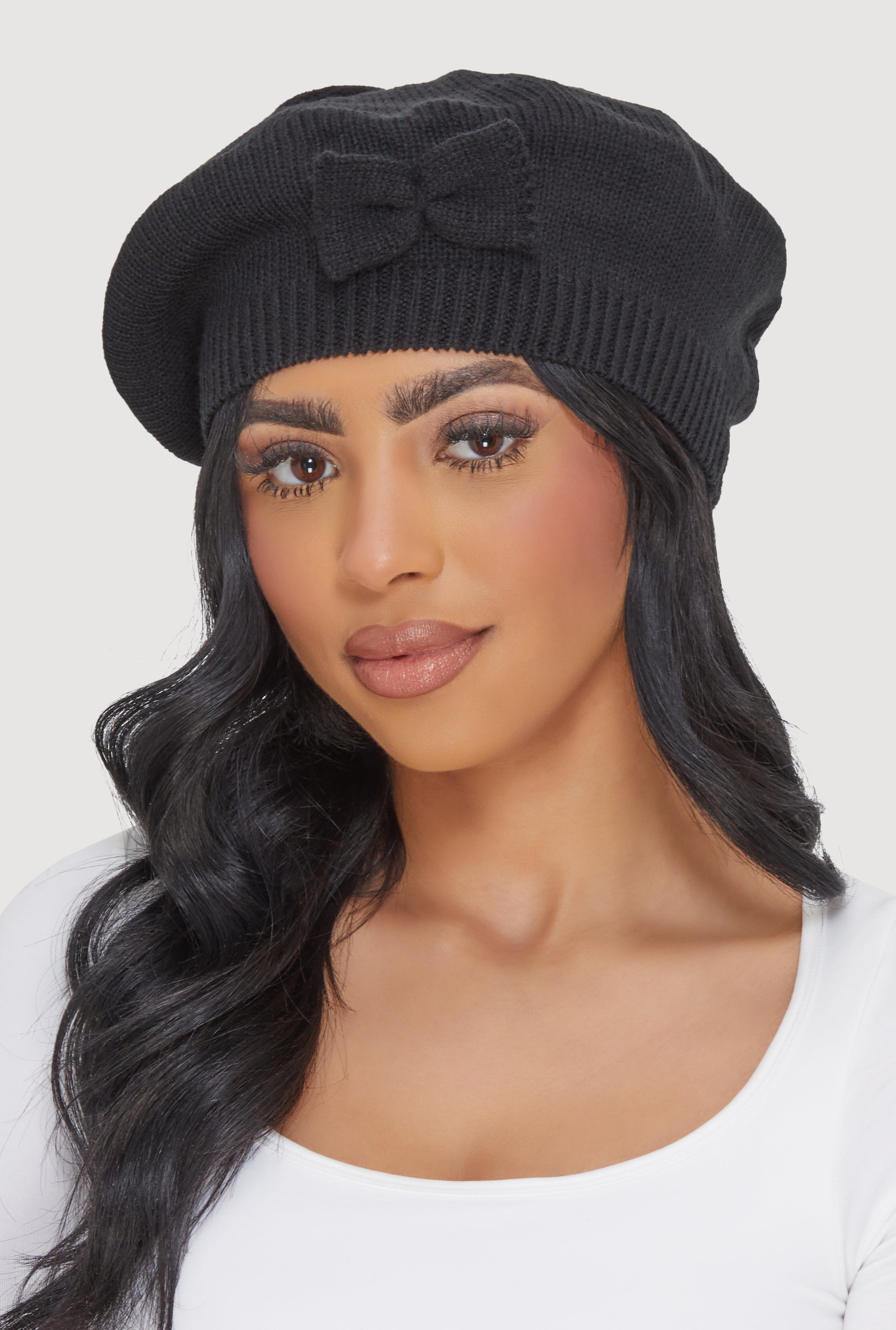 Solid Bow Detail Beret