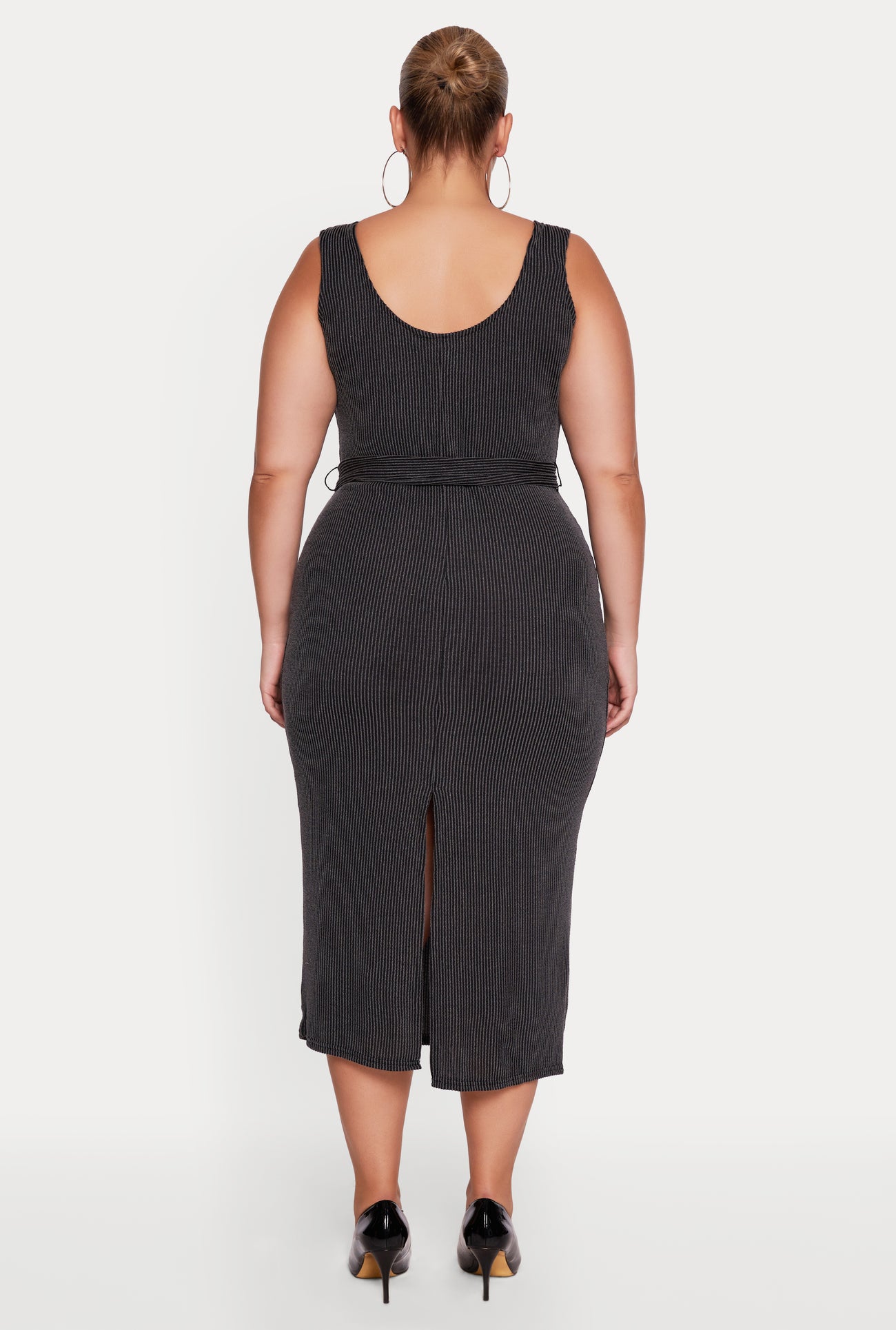 1390038347806001_003