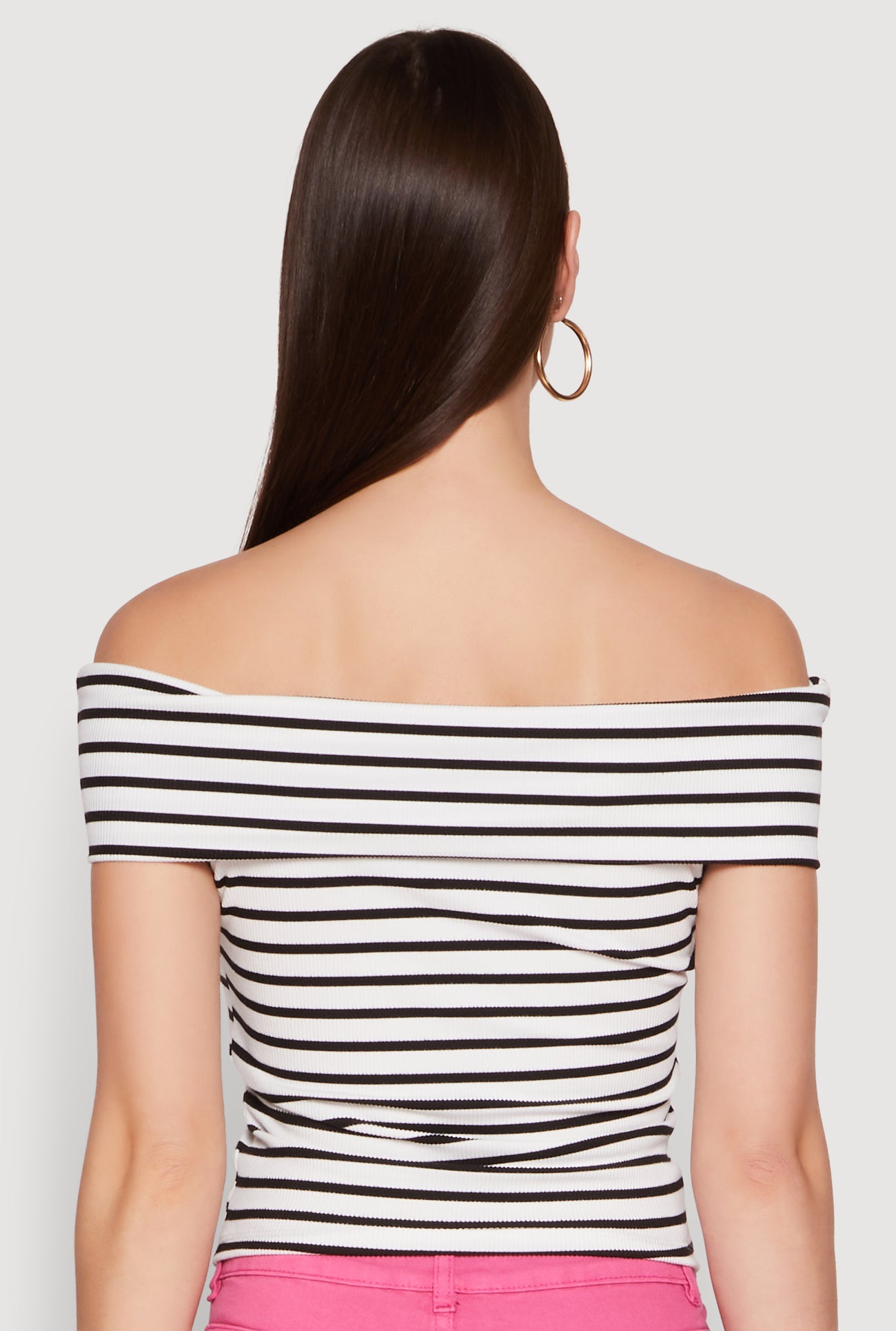 1402069393798015_006