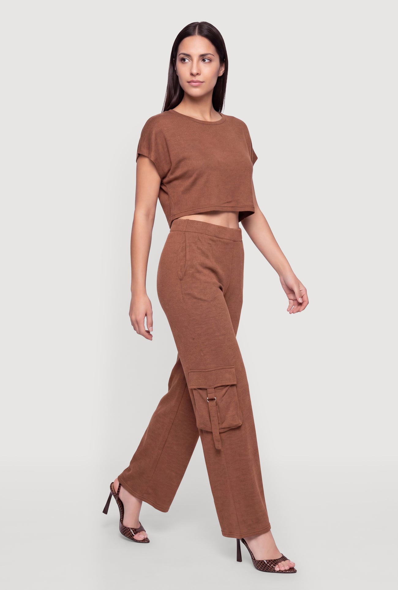 1413064724656405_002