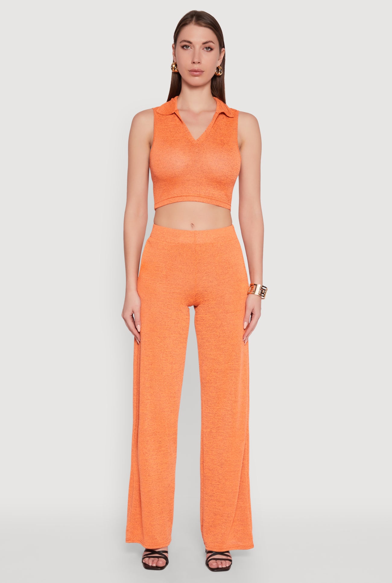 Daisy Sleeveless Collared Crop Top