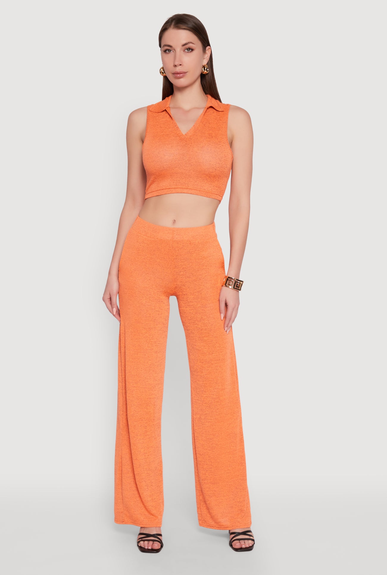 Daisy Sleeveless Collared Crop Top