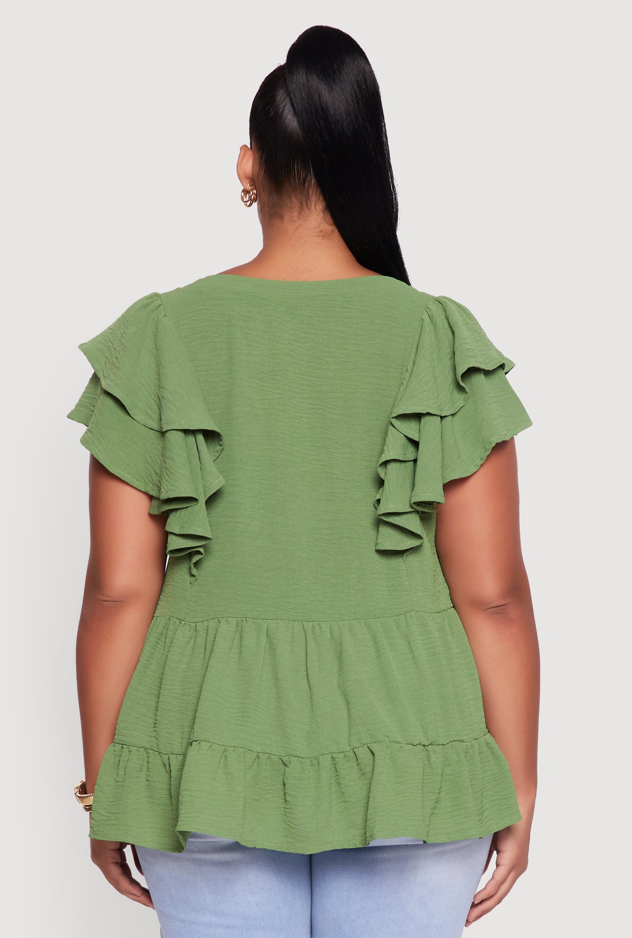 1801054211476035_006