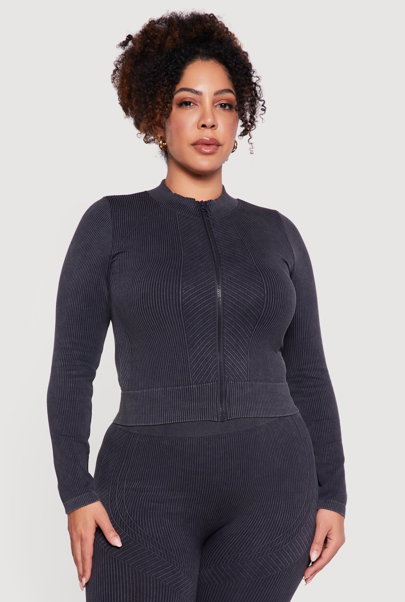 1850060580333001_001