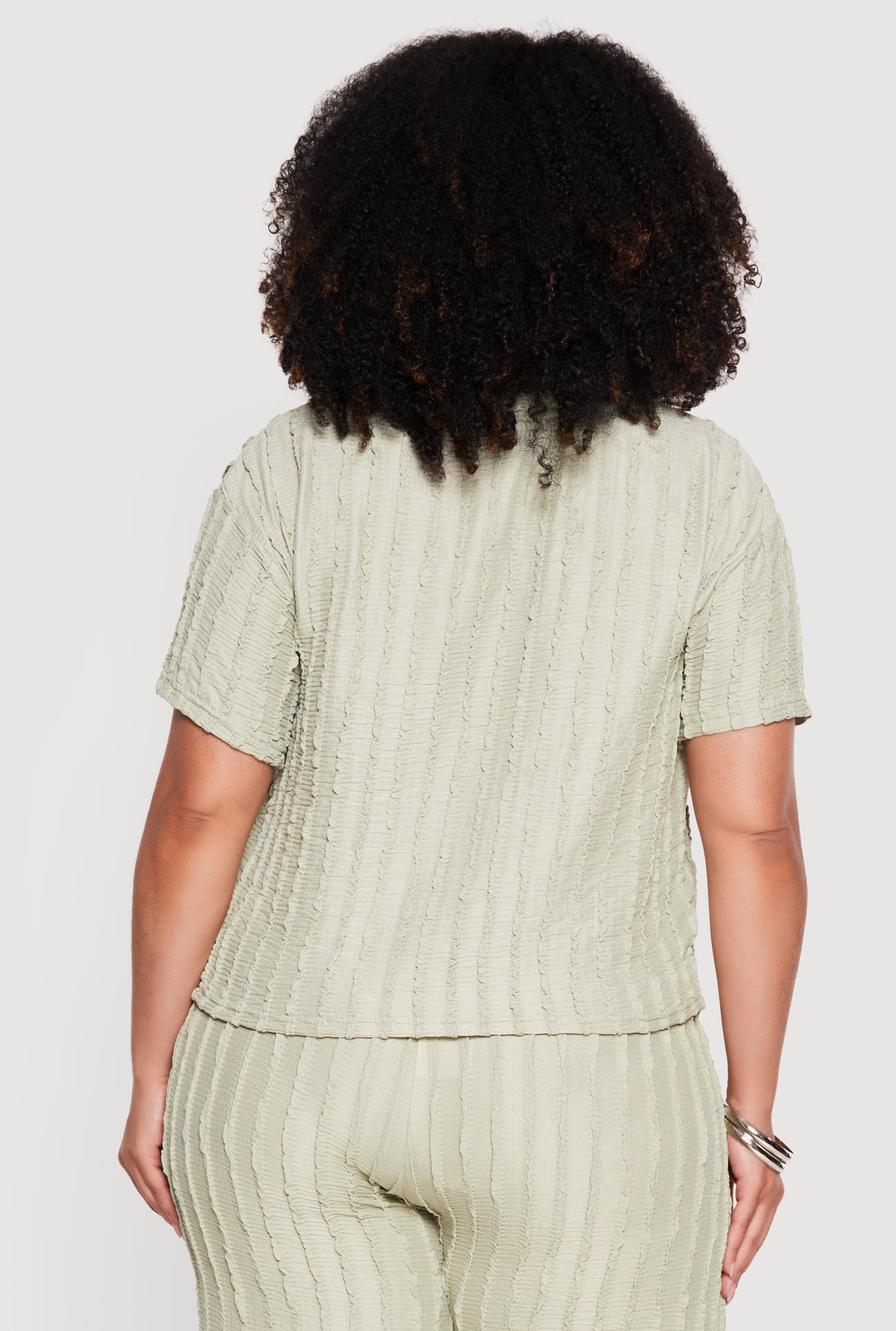 1850062123376034_005