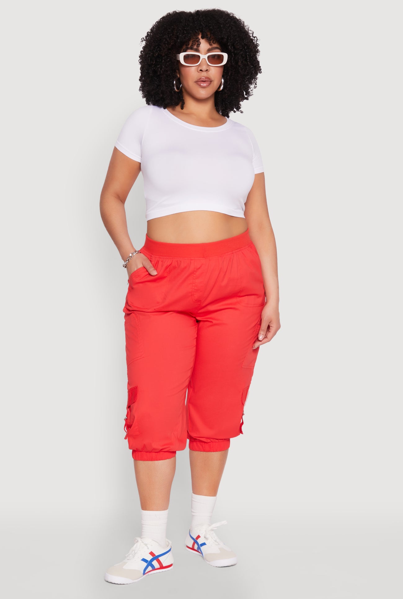 Plus Size Poplin D Ring Cargo Pocket Capri Pants