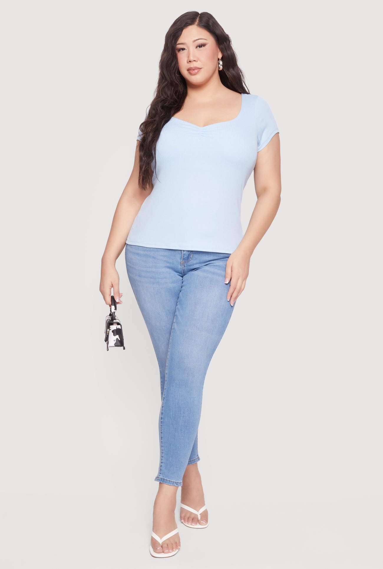 1912001443715040_001