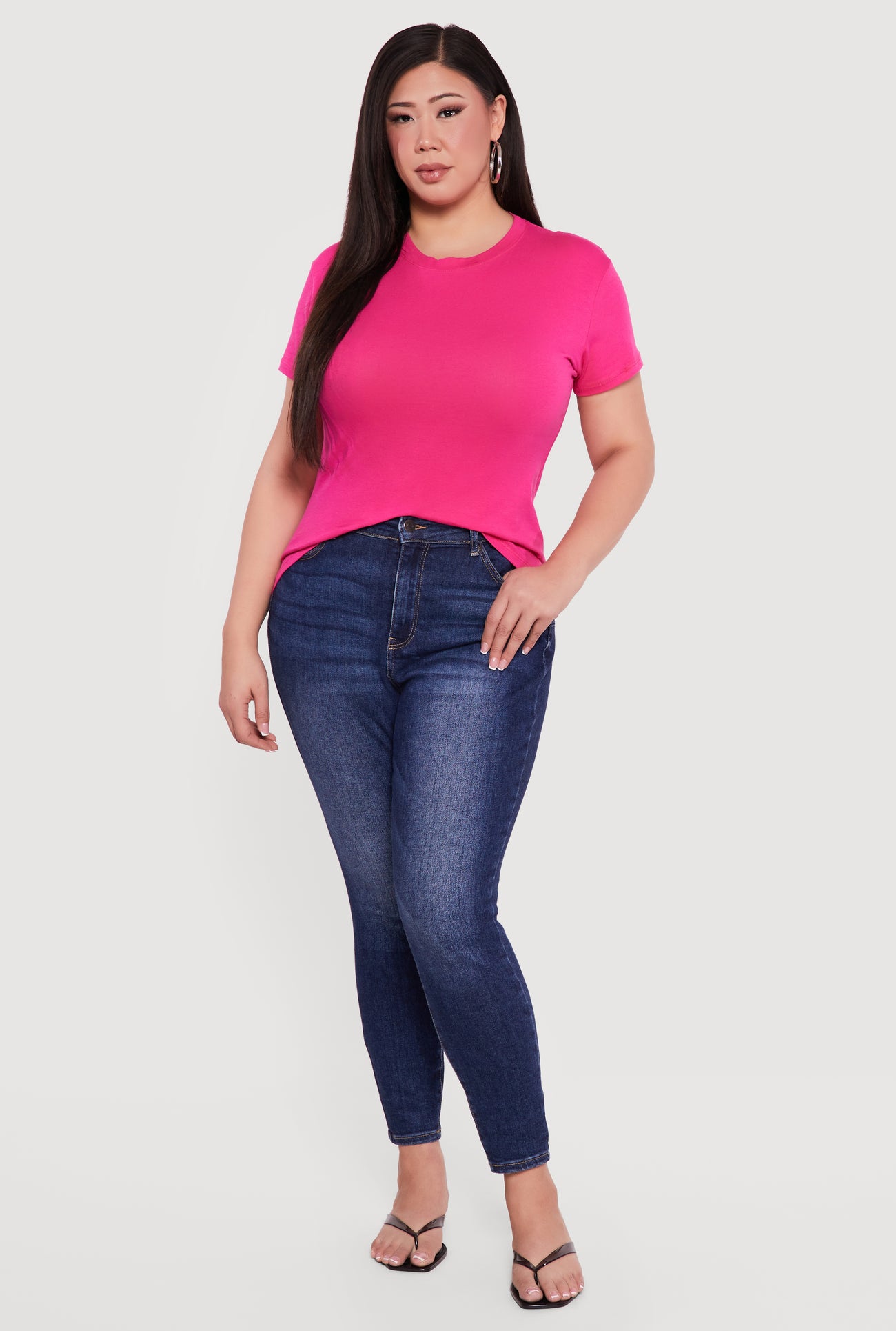 1915062707164068_001