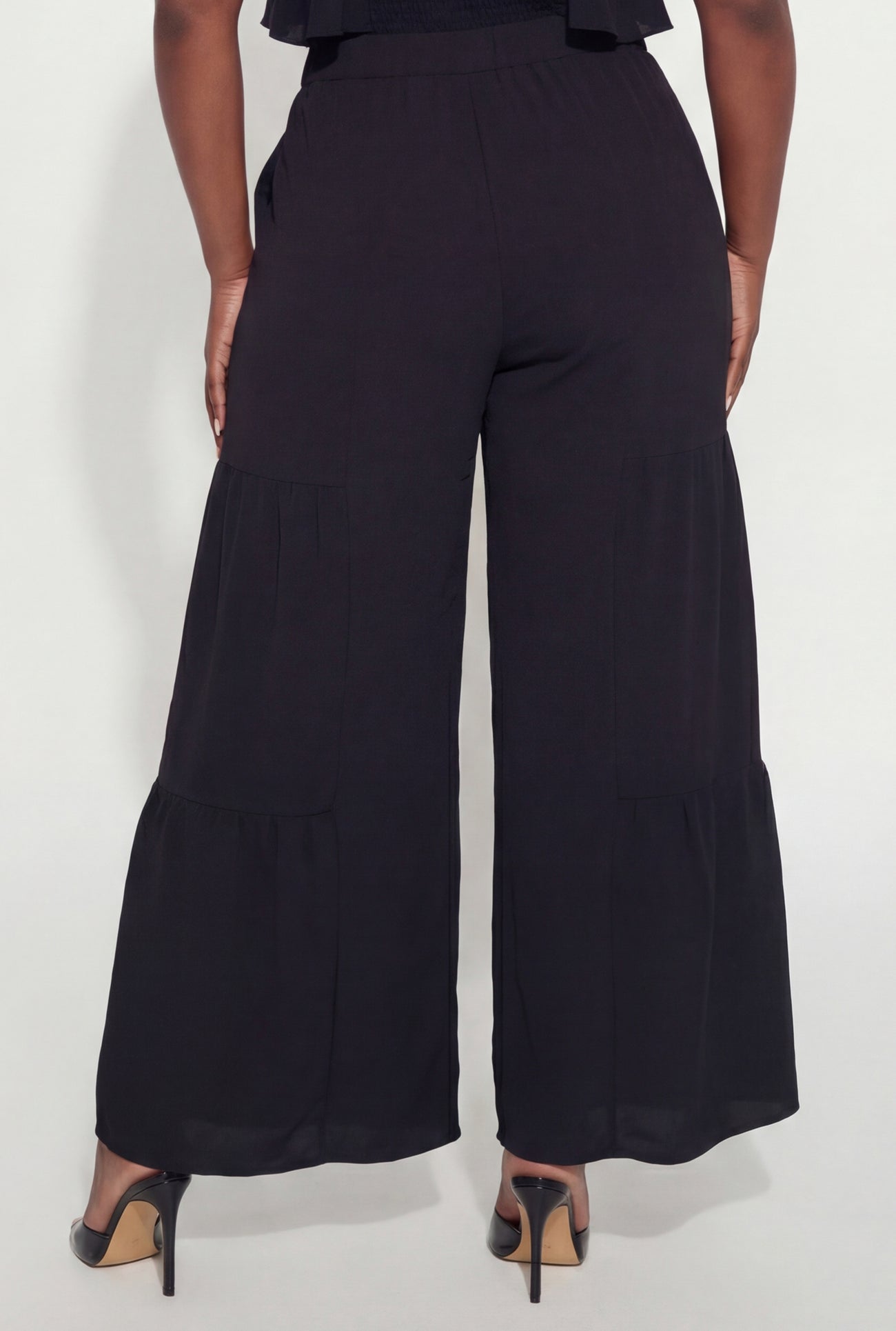 1927058757981001_005