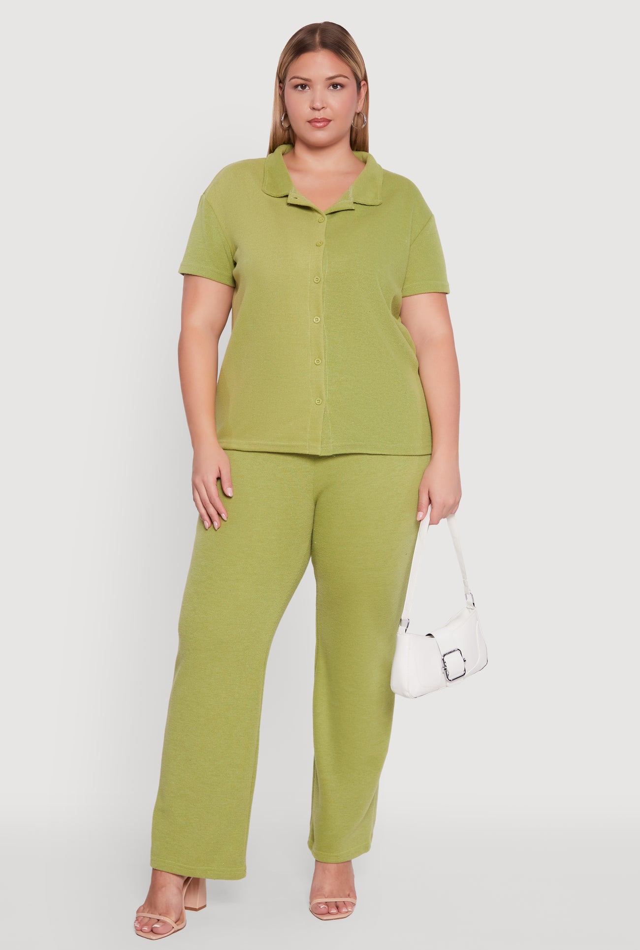 1961063405700030_002