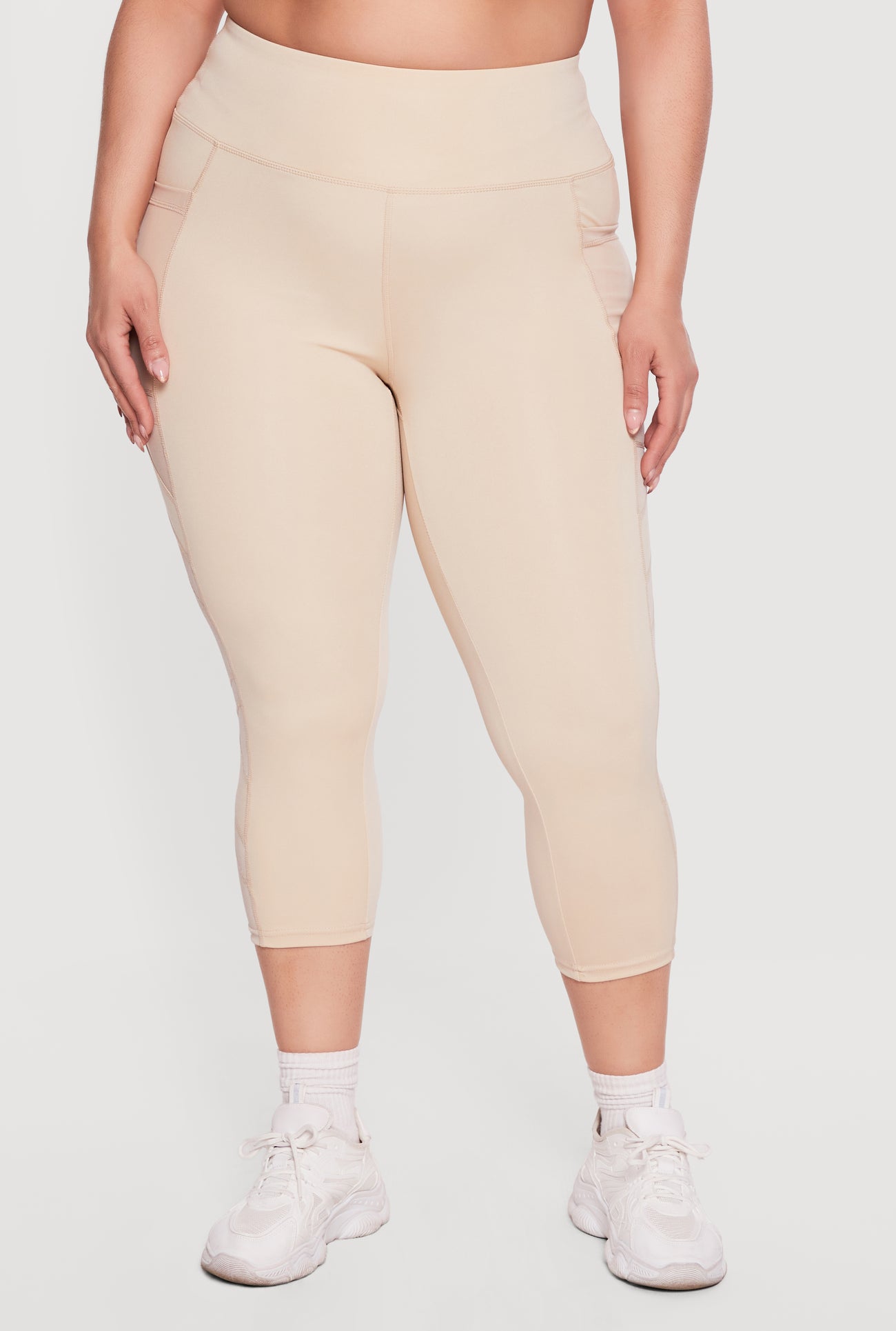 1965060582649024_003