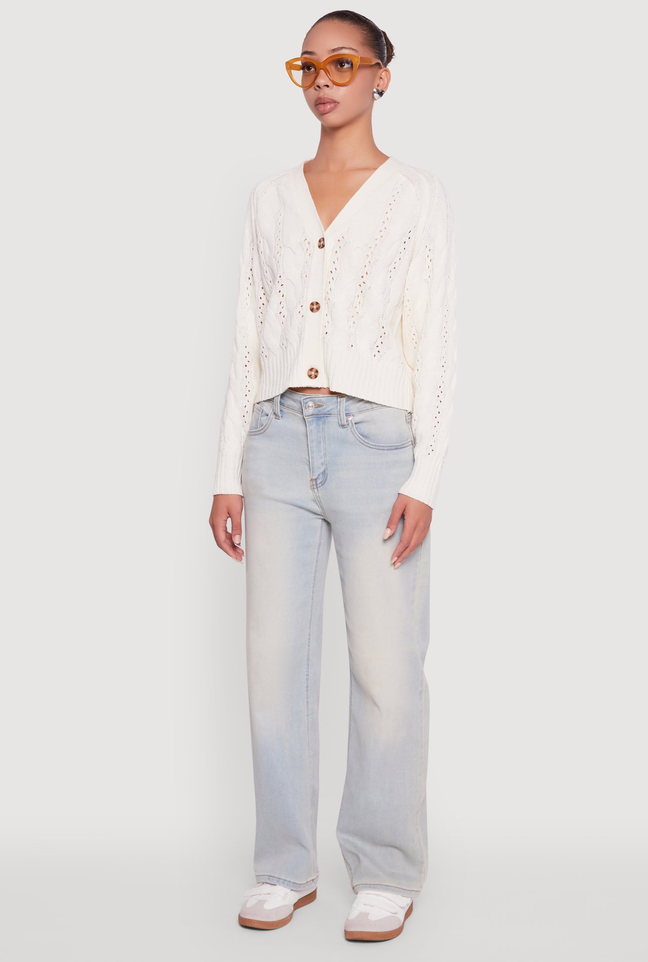 3022054265576011_005