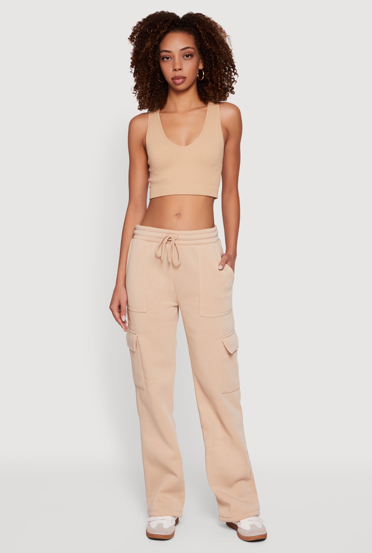 3056054266081012_001