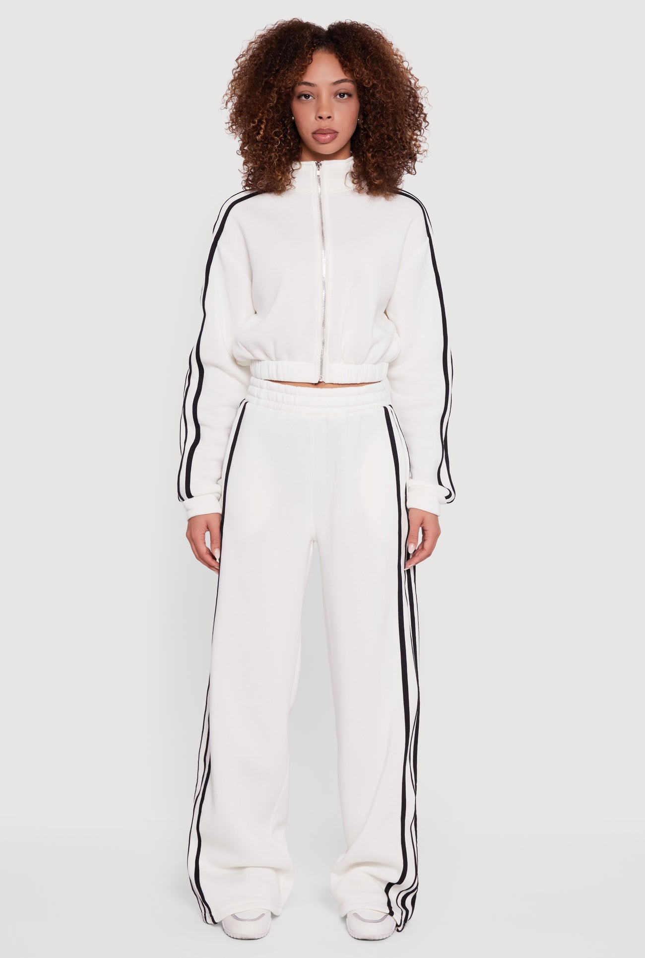 3056072292534011_003