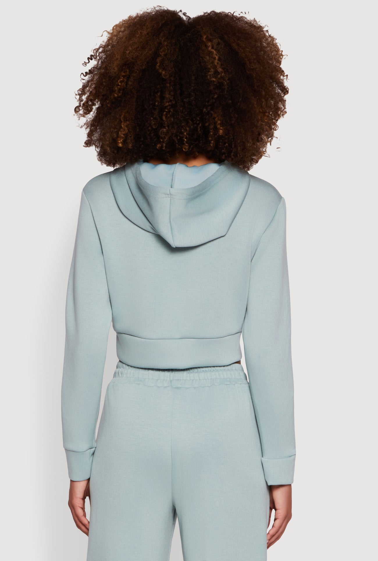 3056077660115036_006