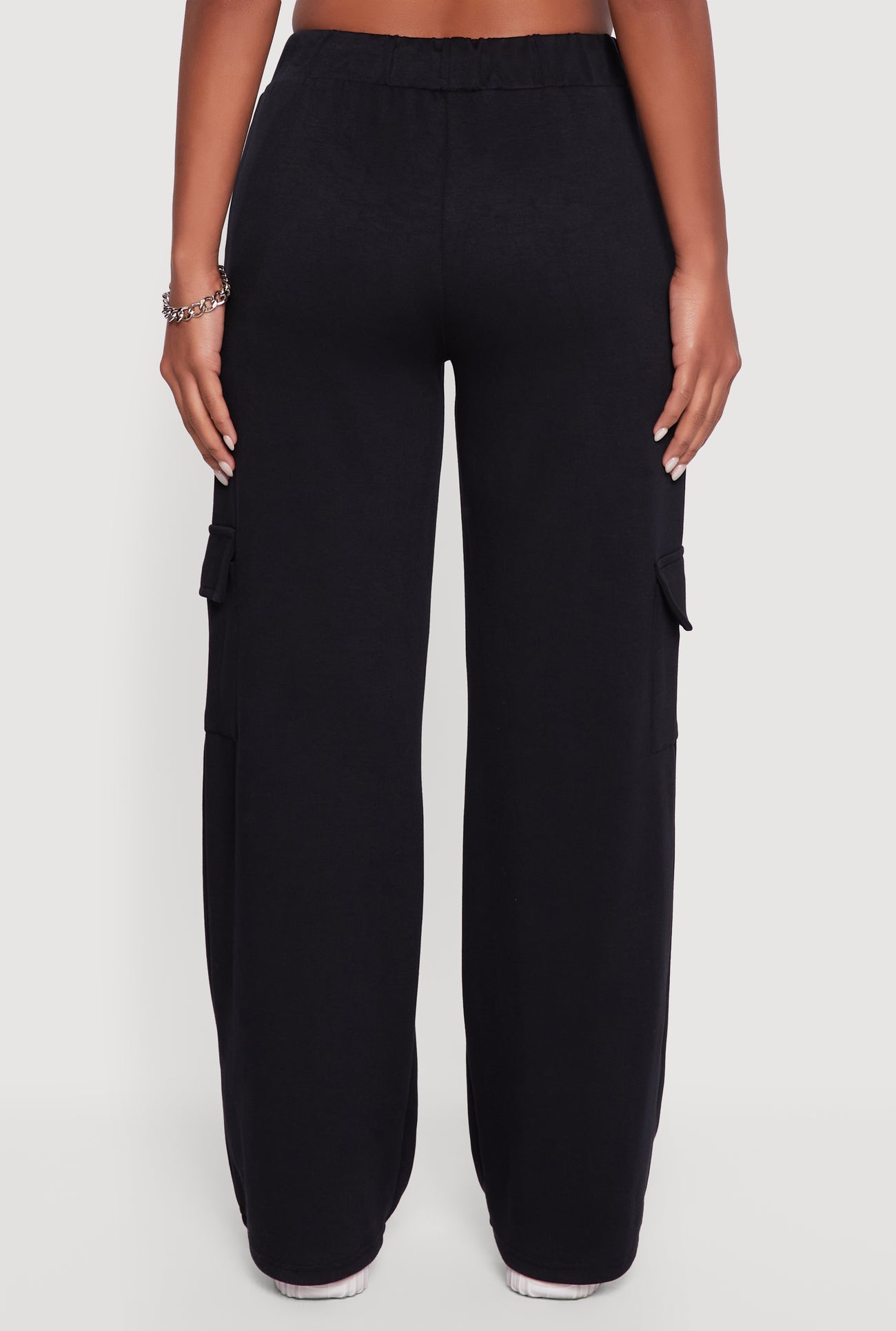 3056077660165001_005