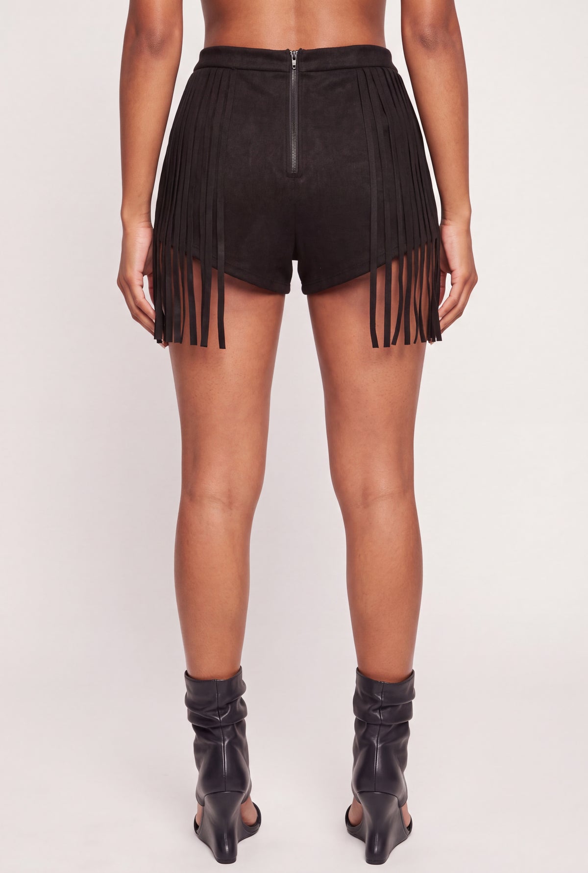 3060062903217001_005