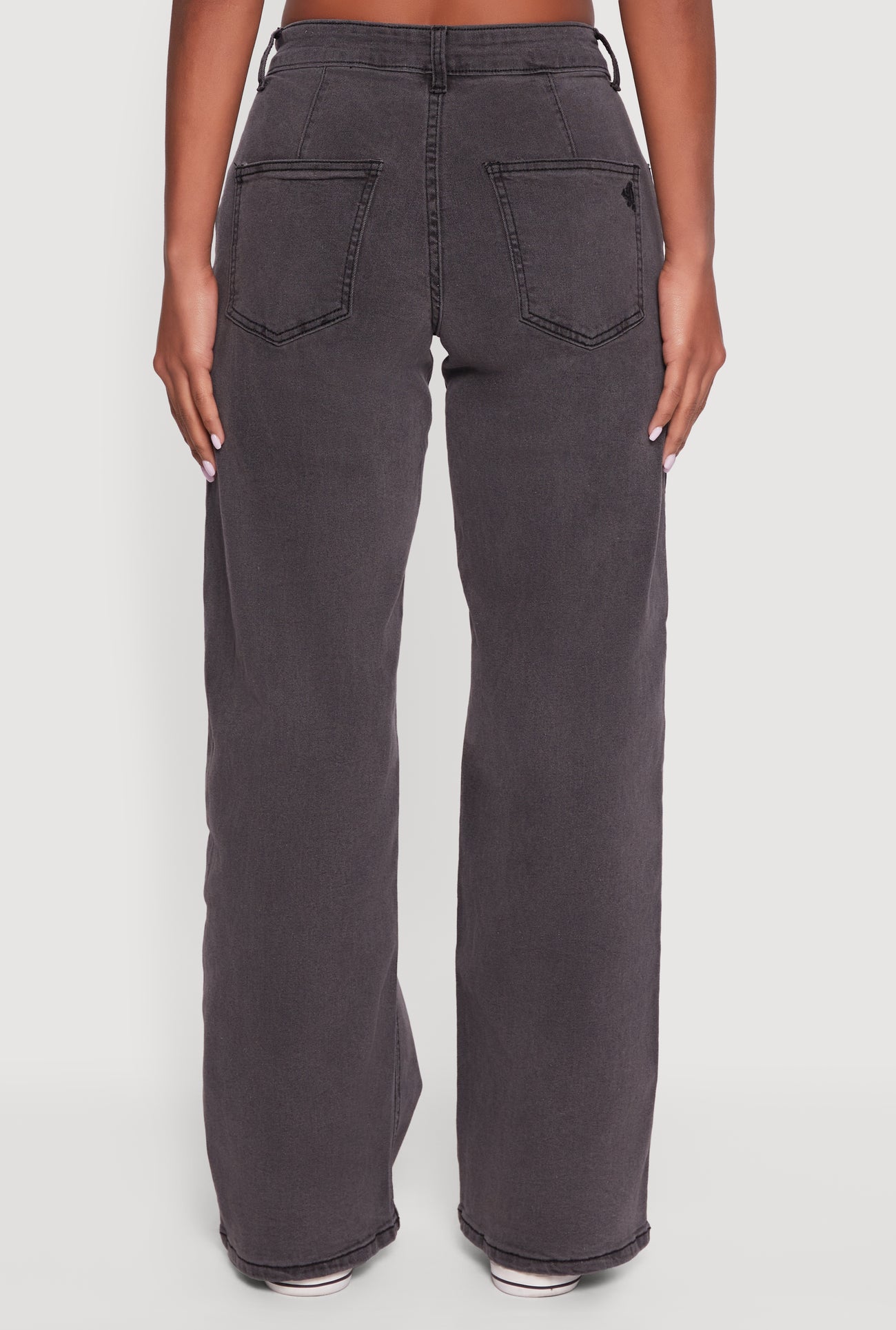 3074065300804001_006