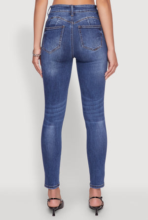 3074071612298408_006