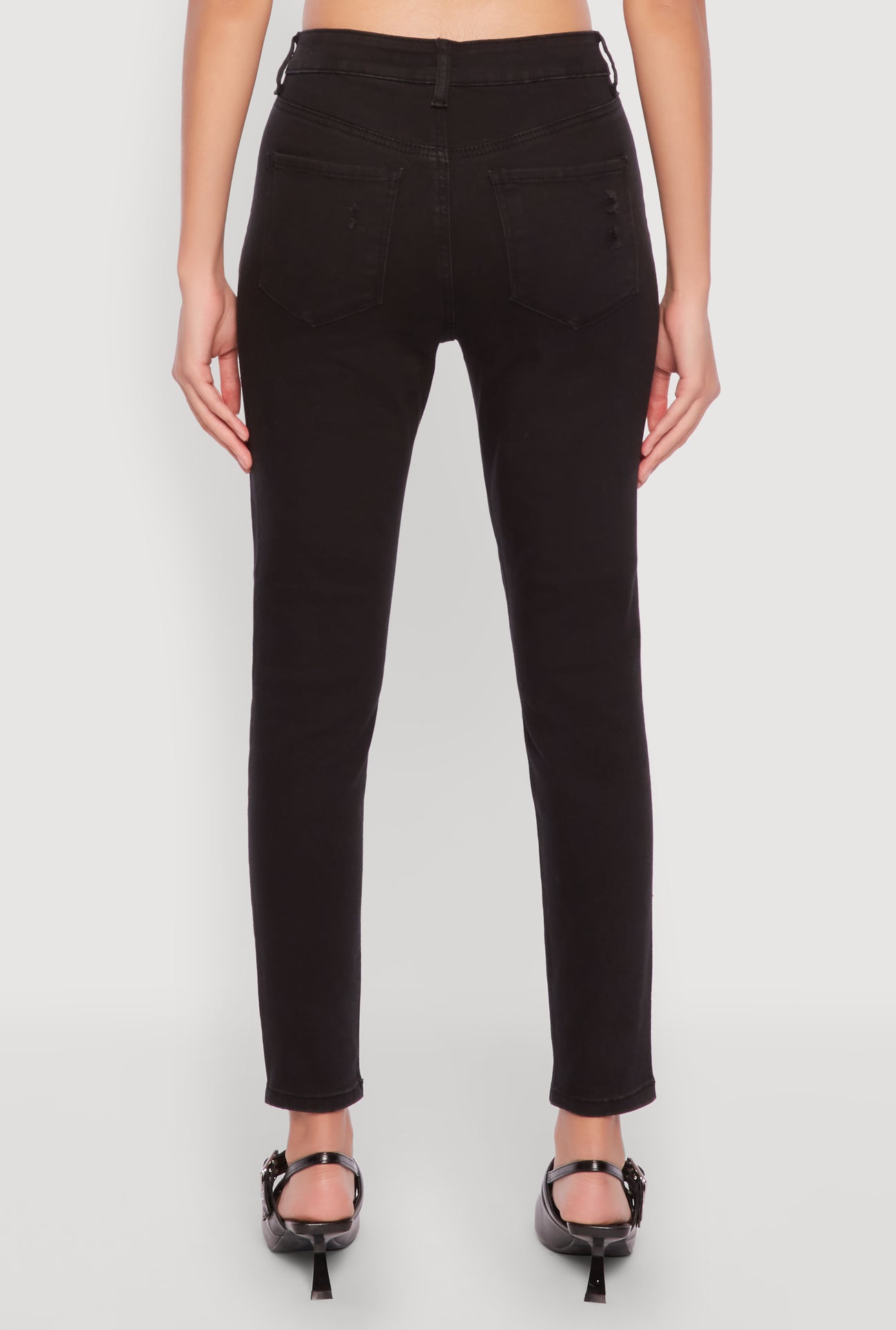 3074071612490001_006