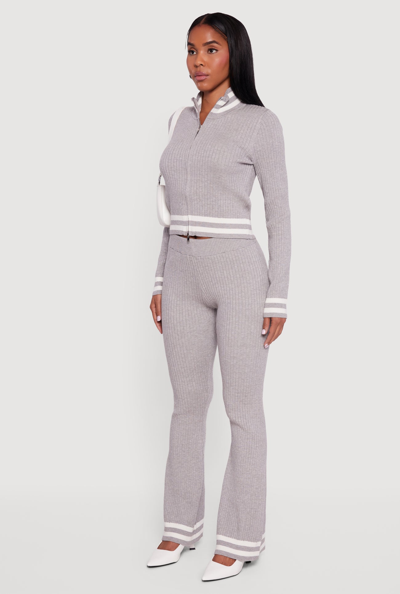 3099038345506004_005