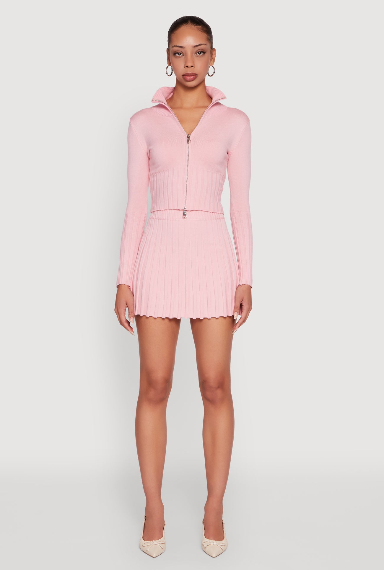 Ribbed Knit Mid Rise Pleated Mini Skirt