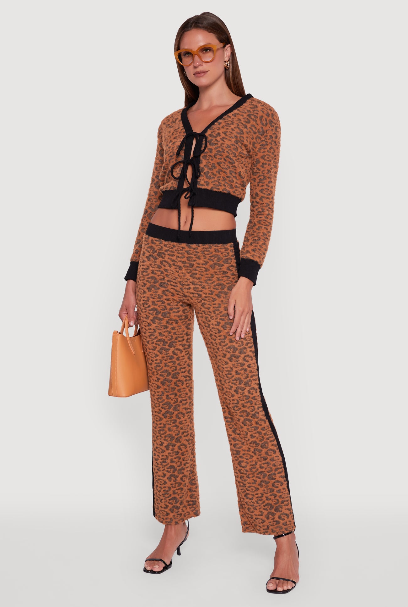 3099058751450020_001