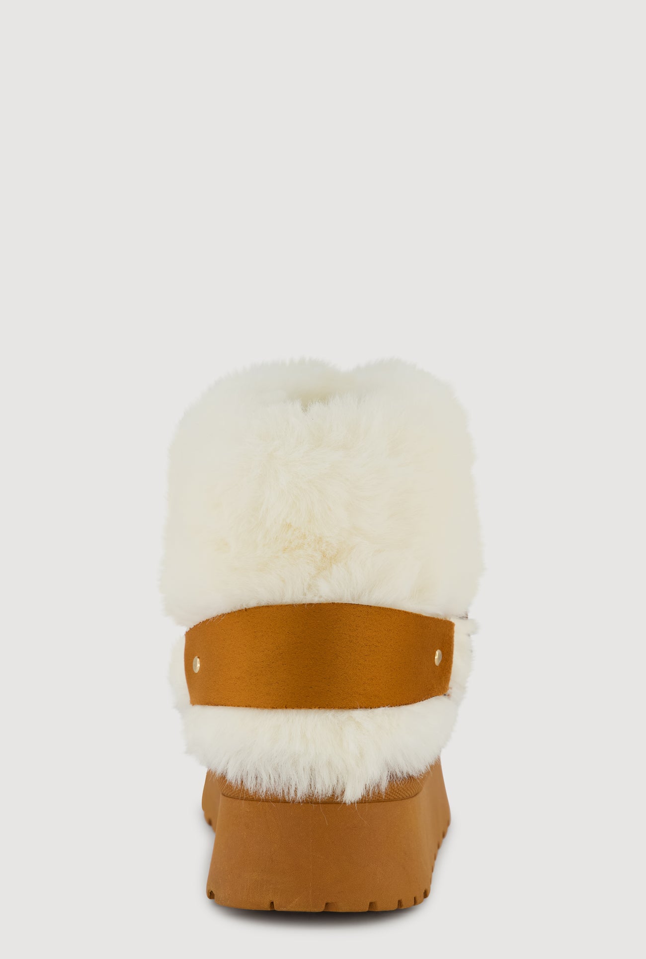 3113068413124322_003