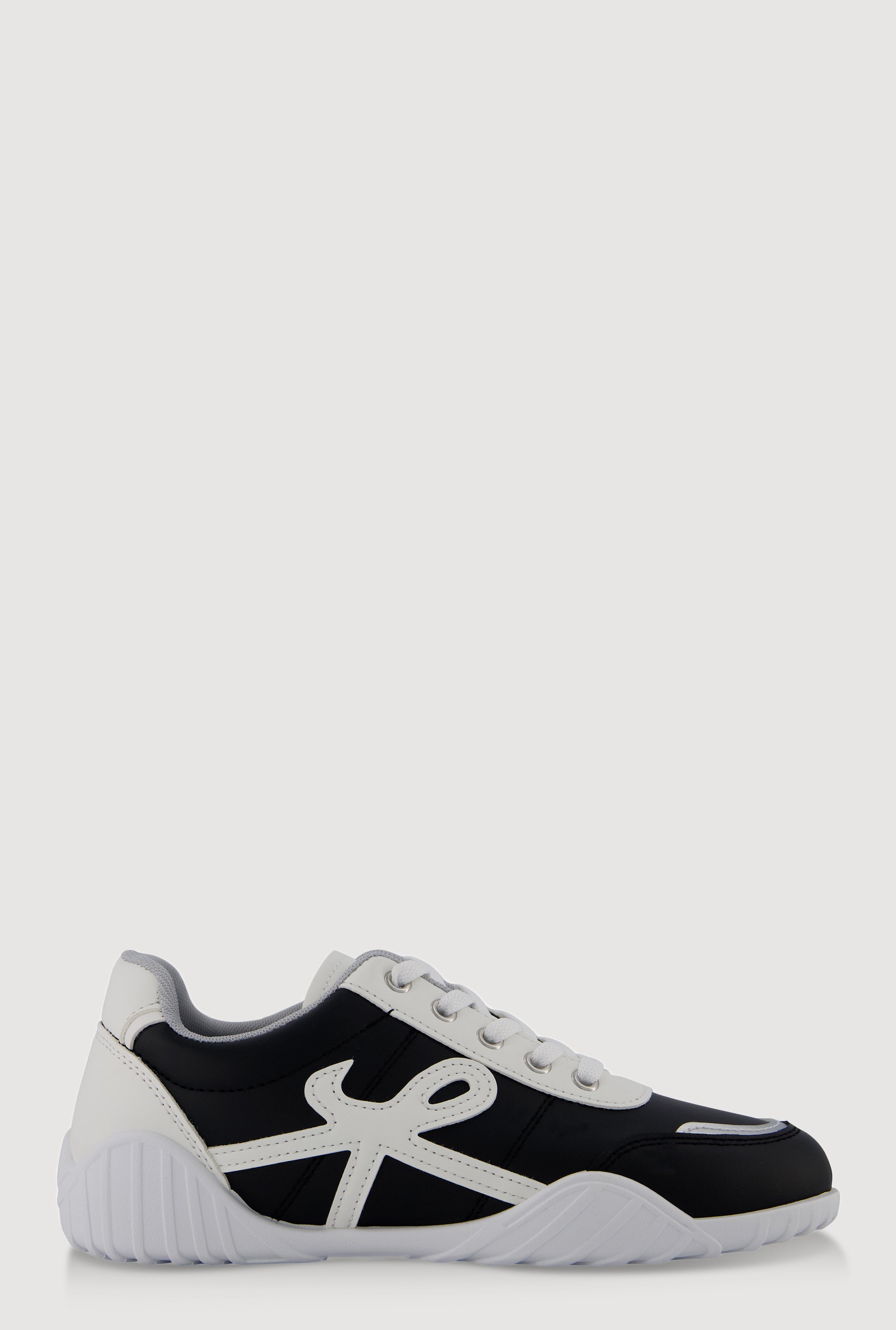 ⁂Stylishデザイナーズ⁂ Stylish Lace-Up Sneakers with Round Toe