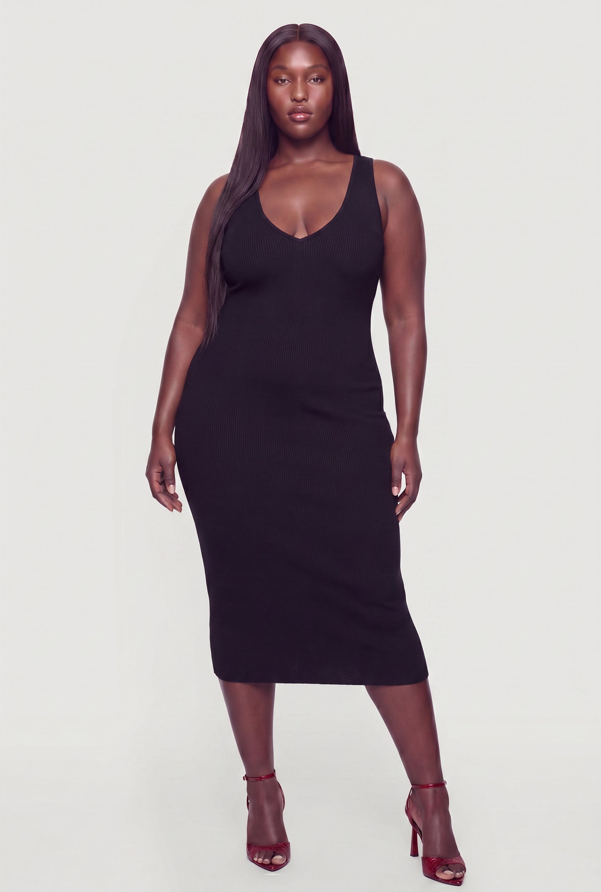 Plus Size Solid Sleeveless V-Neck Midi Dress