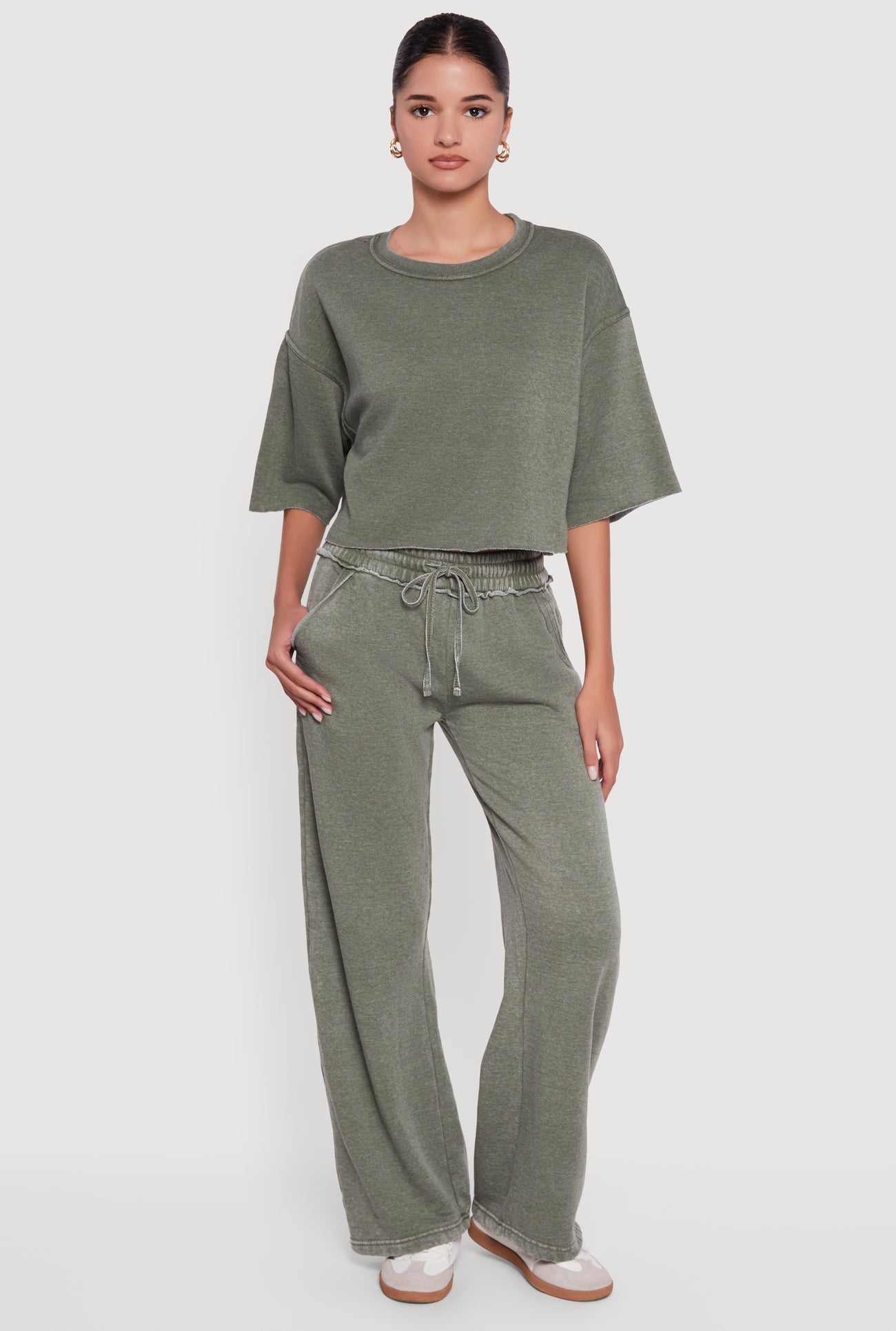 3413056578828032_002