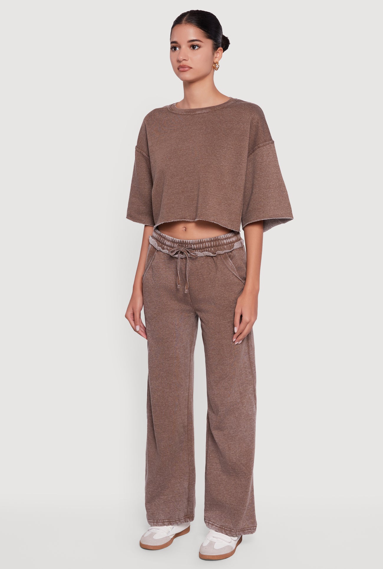 3413056578828325_005