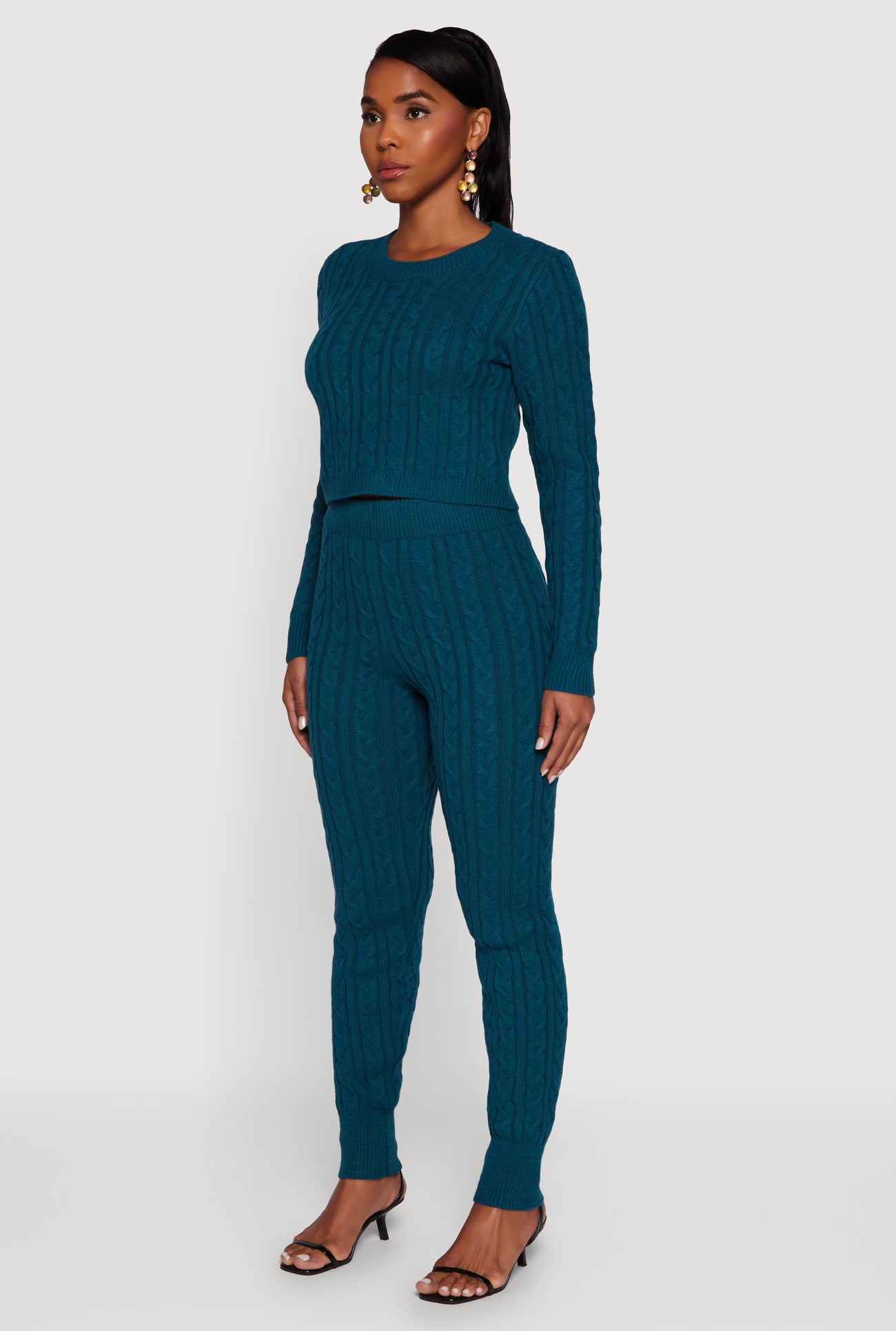Long Sleeve Cable Knit Crop Sweater