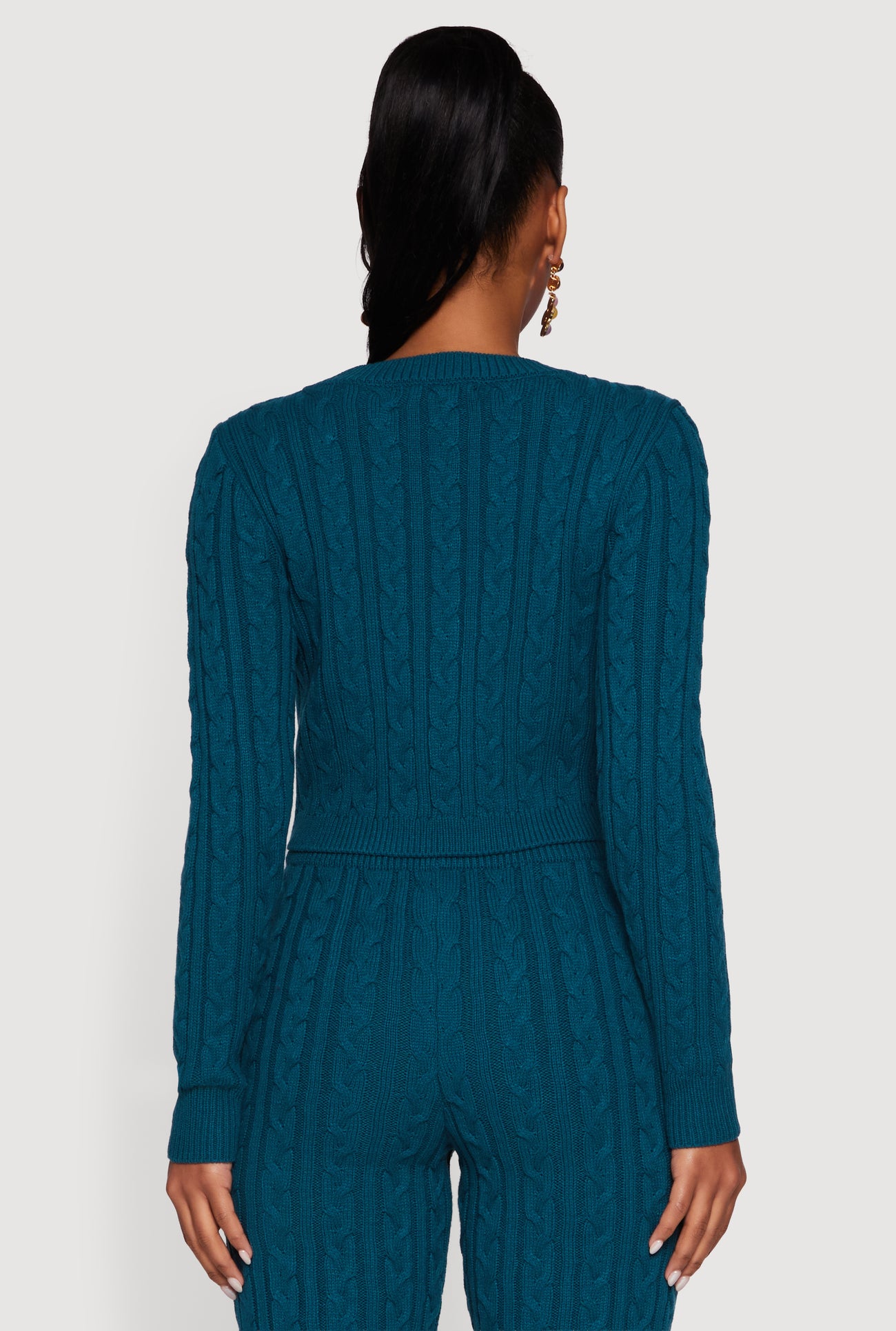 Long Sleeve Cable Knit Crop Sweater