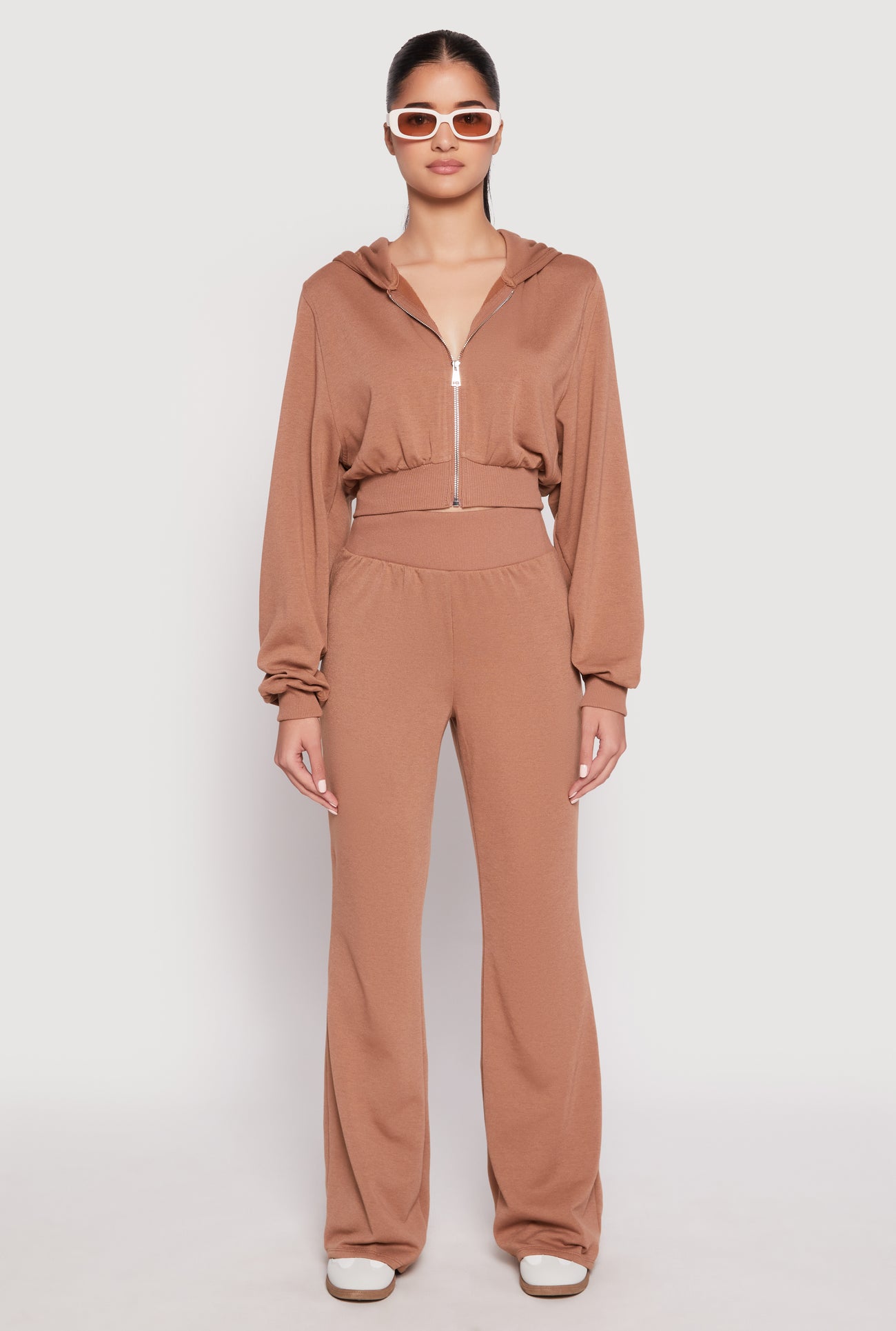 3413069393004325_002