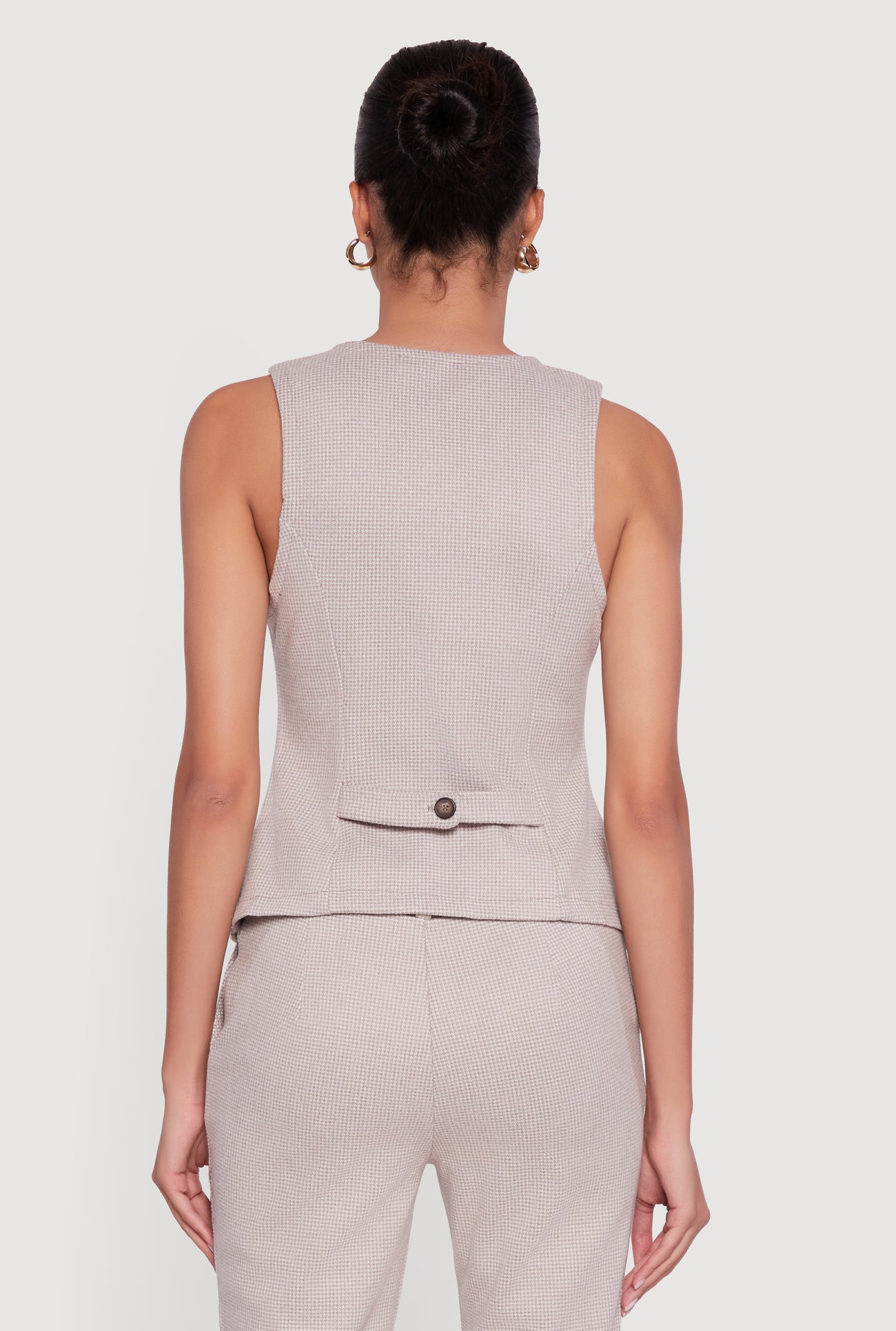 3413069393972016_006