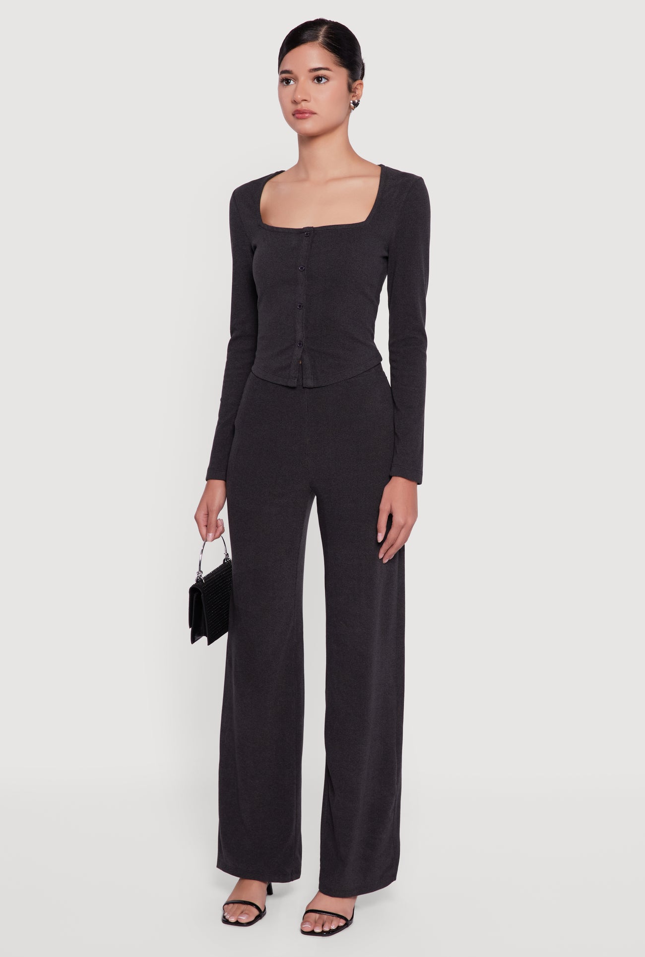 3413069393993001_005