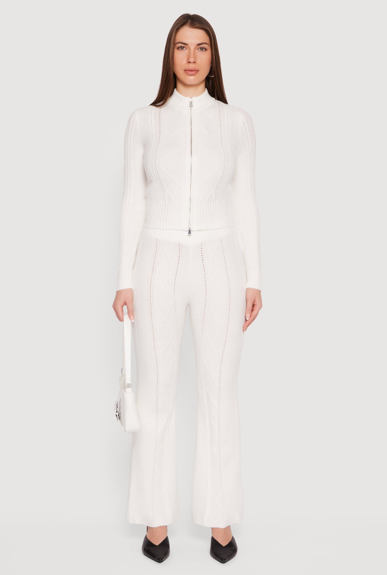 3413077131284011_001